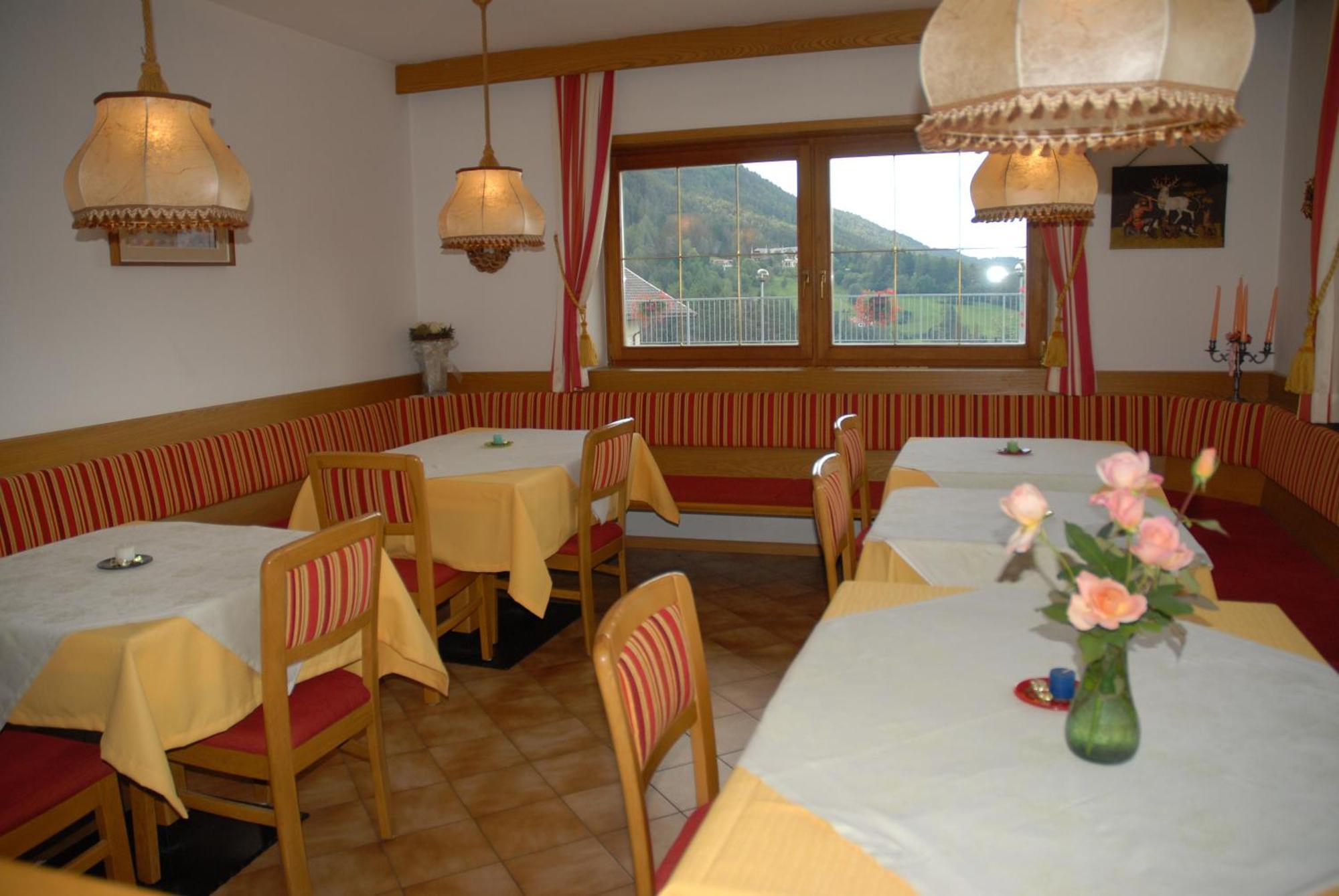 Garni Alpin Hotel Siusi Exterior photo