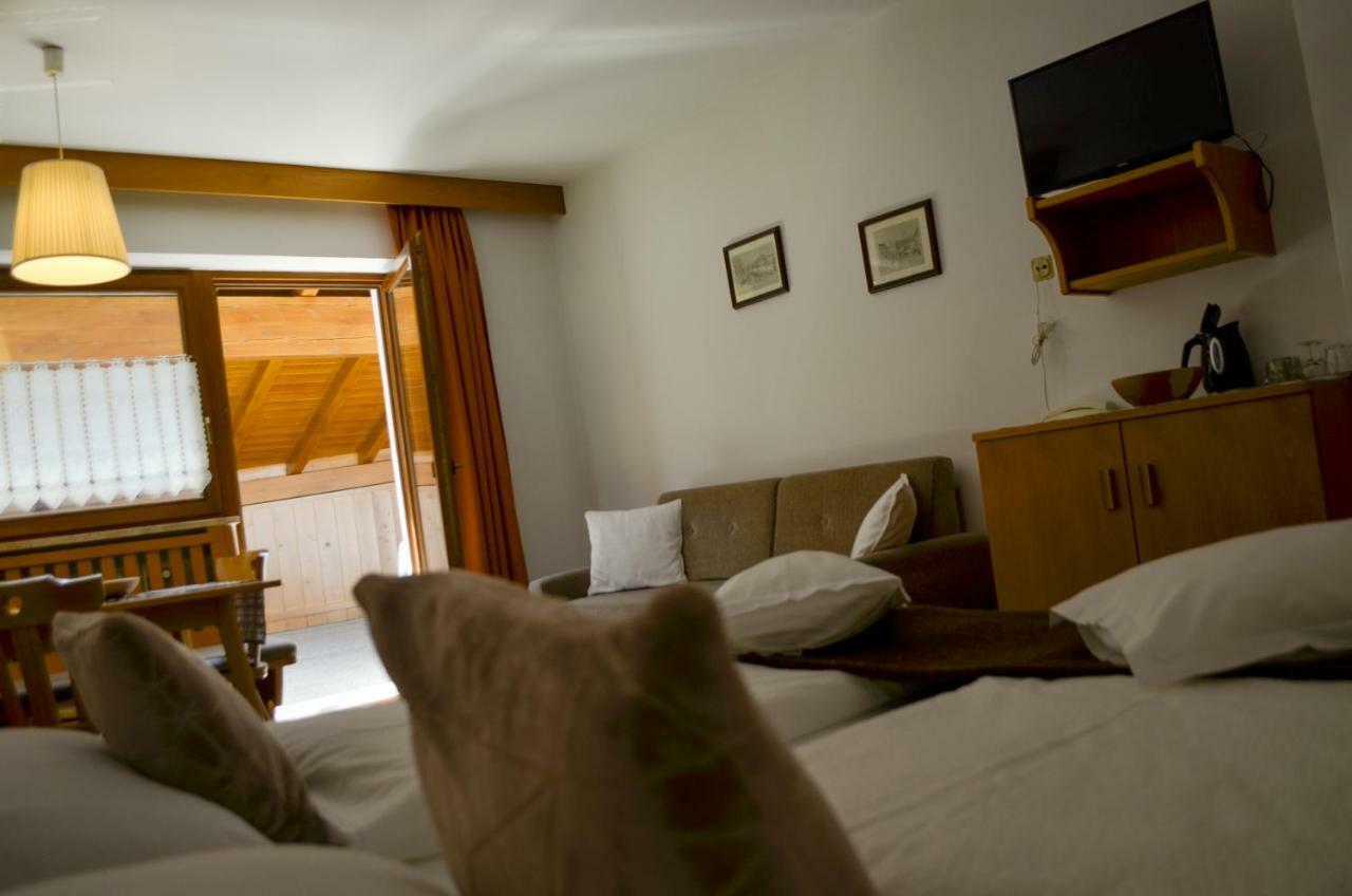 Garni Alpin Hotel Siusi Exterior photo